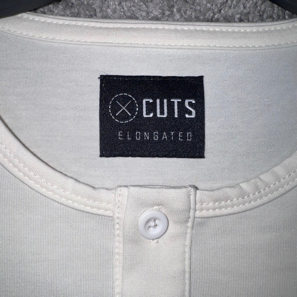 Cuts Elongated Henley Mens Long Sleeve Stretch Off-White Medium NEW - Picture 3 of 9